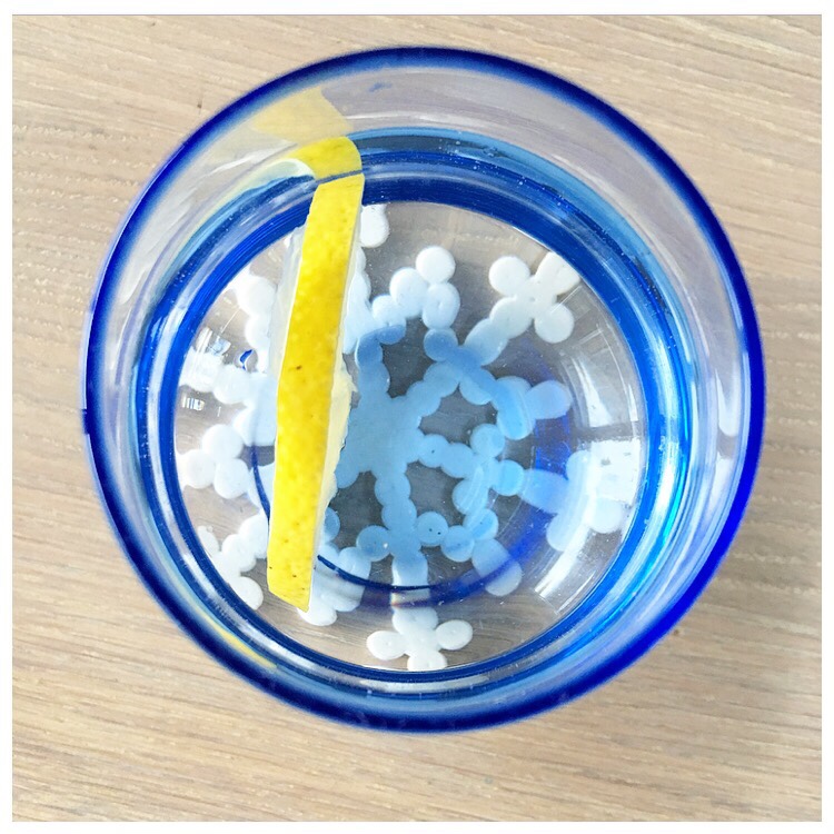 finmotorikk, perle, hama, potte, blomsterpotte, glassbrikker, glassbrikke, perler, bordbeskytter, perling, Aktivitet, underlag, barn, pinsettgrep, interiør, pynt, diy, gøy, med, barn, planter, blomster, perler, pinsettgrep, snø, snøkrystall, snøkrystaller, jul, julepynt , glass