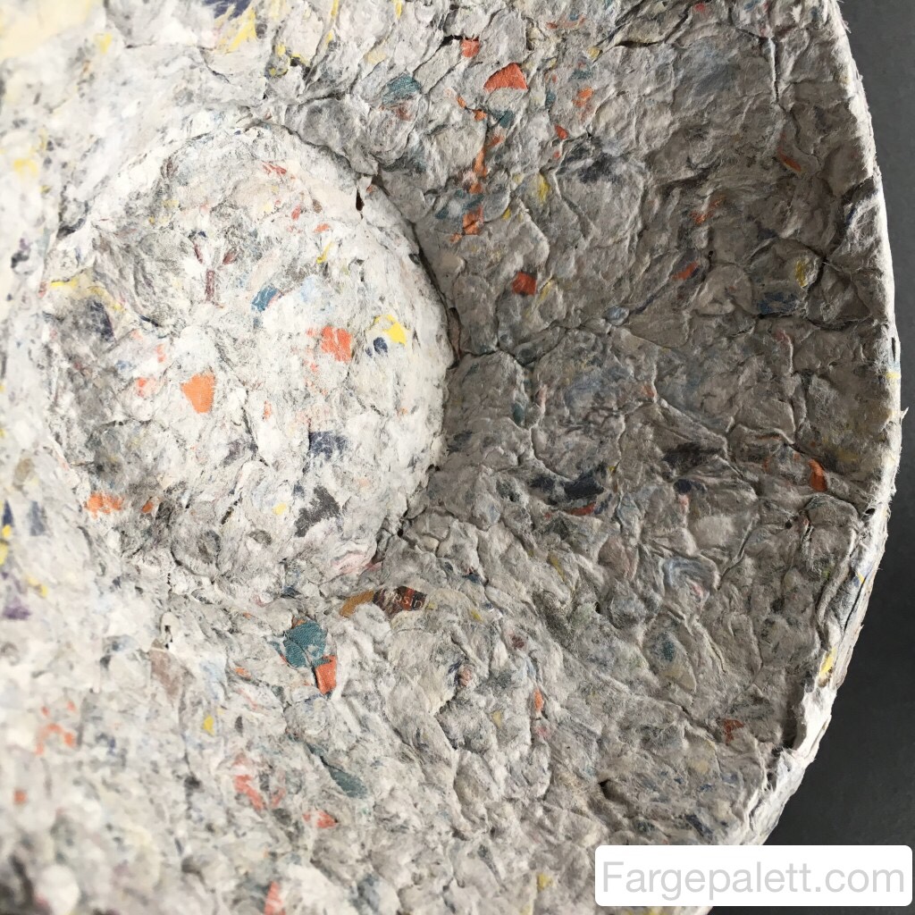 Aktivitet, barneaktivitet, barnehage, diy, påske, påskeaktivitet, forming, formingsaktivitet, ideer, fantasifull, fargepalett, lage, pynt, småbarn, yngste, småbarnsavdeling, tips, papir, utstyr, vann, gjenbruk, pappmasjé  